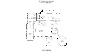 Black and white floor plan of the first floor at 2721 Old Decatur Road, Decatur, TX. Rooms labeled include living room, kitchen, dining room, pantry, utility, primary suite, bath, study, covered terrace, and den.
